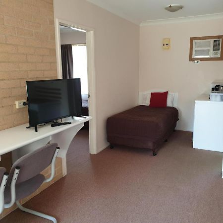 Blayney Central Motel Exterior photo